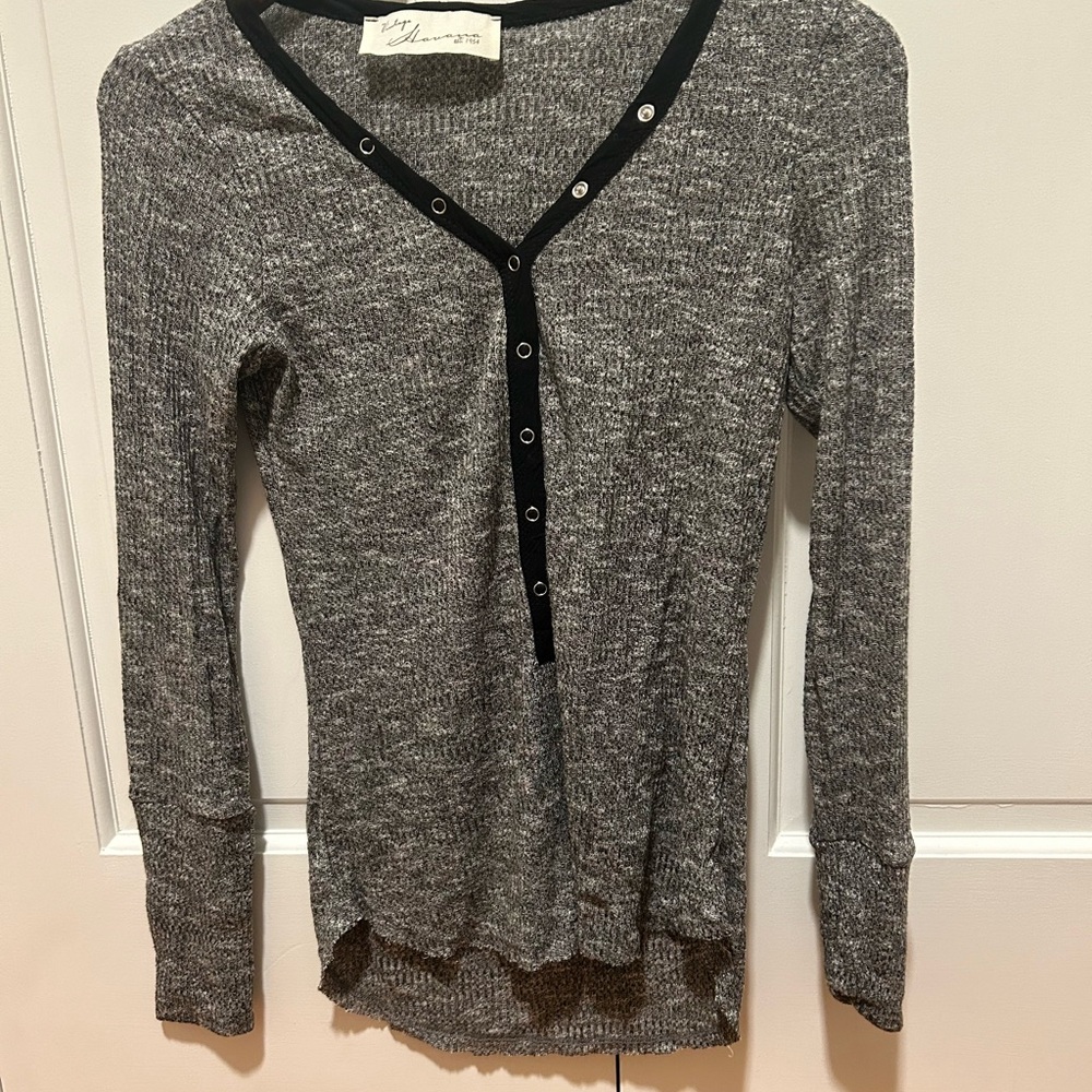Long sleeve shirt